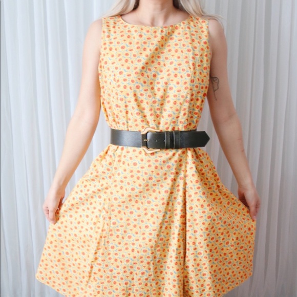 70’s / 80’s Handmade Yellow Sunflower Dress - Picture 3 of 8